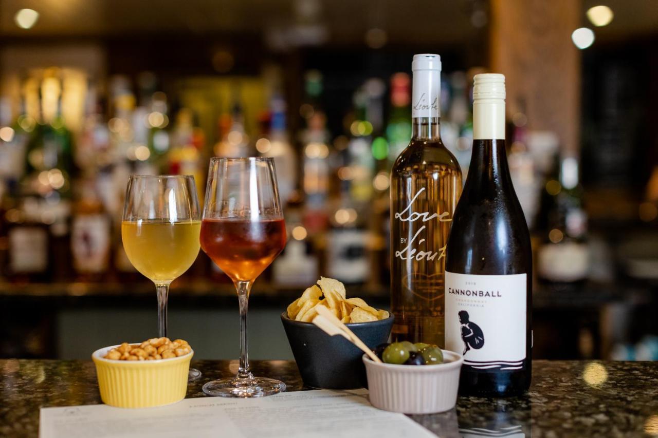 לינדהרסט The Bell Inn Hotel מראה חיצוני תמונה