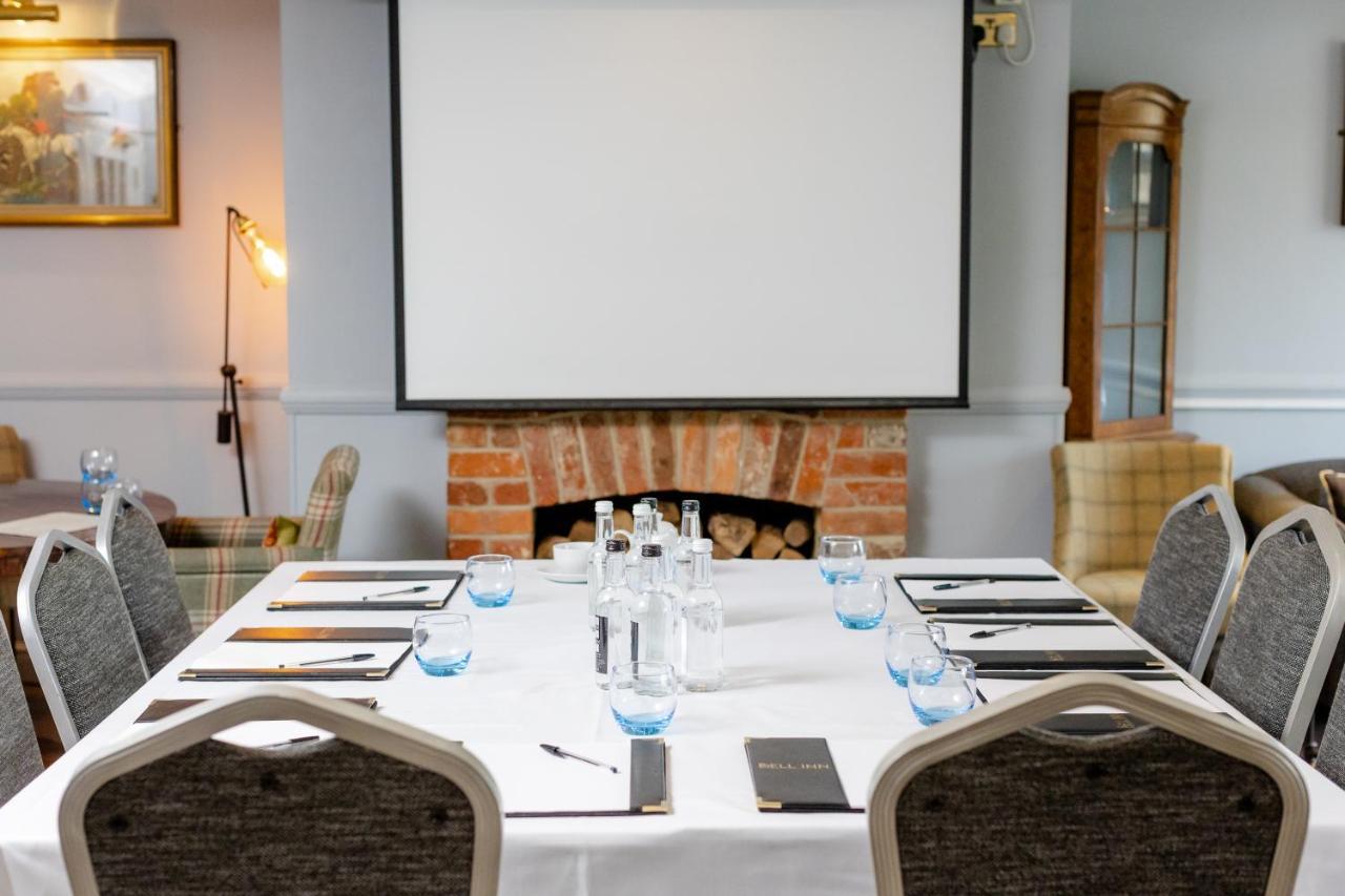 לינדהרסט The Bell Inn Hotel מראה חיצוני תמונה