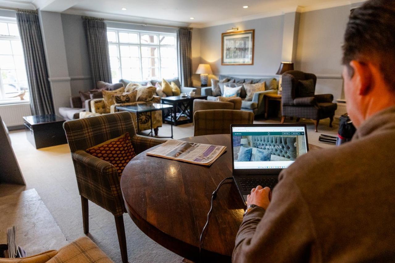 לינדהרסט The Bell Inn Hotel מראה חיצוני תמונה