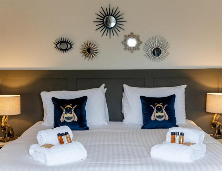 לינדהרסט The Bell Inn Hotel מראה חיצוני תמונה